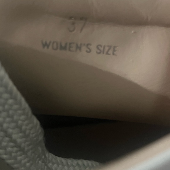 Tod’s fringe perforated leather high-top sneakers - Picture 10 of 11